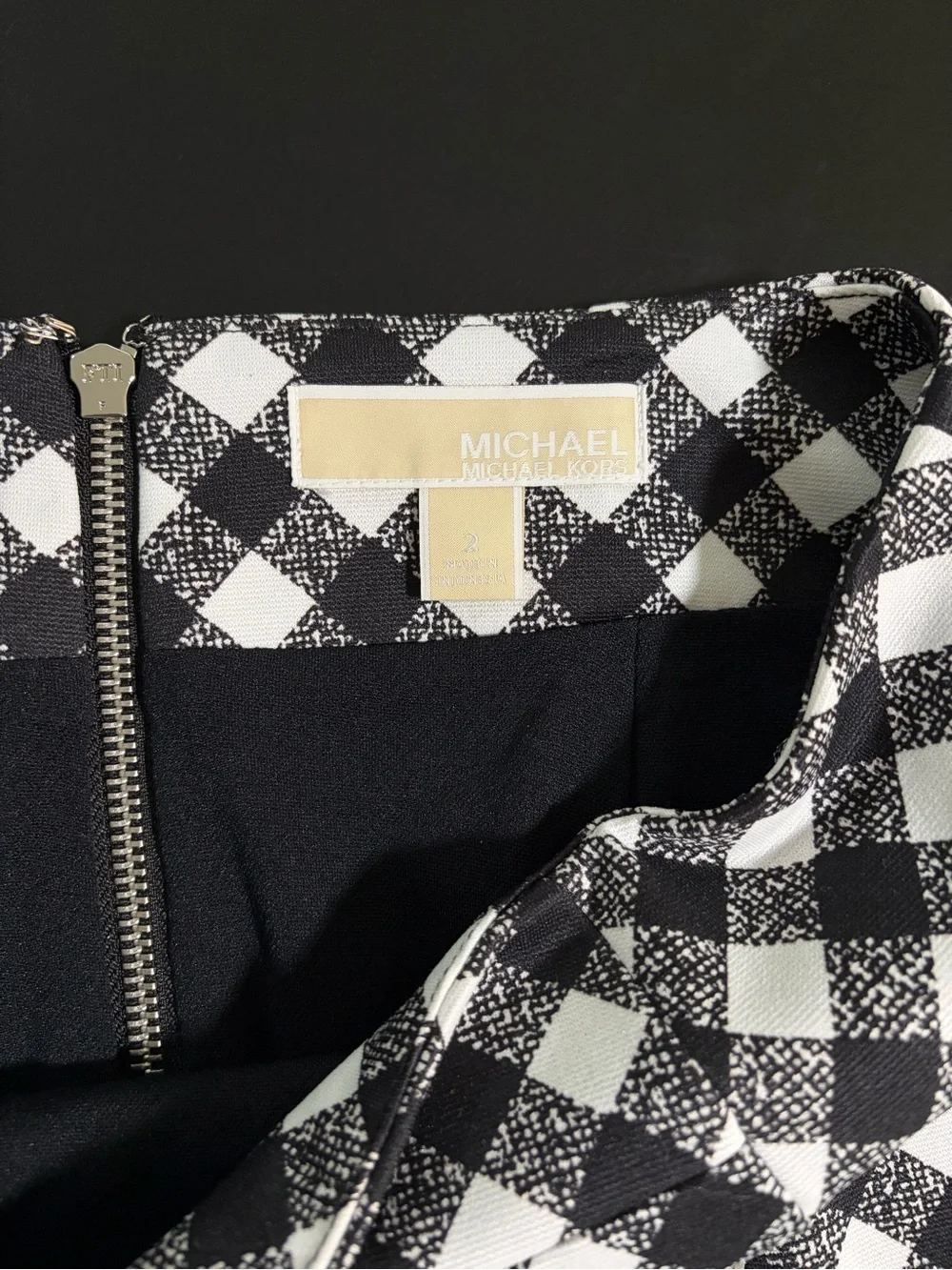 Michael Kors Black and White Checkered Pencil Skirt Size 2